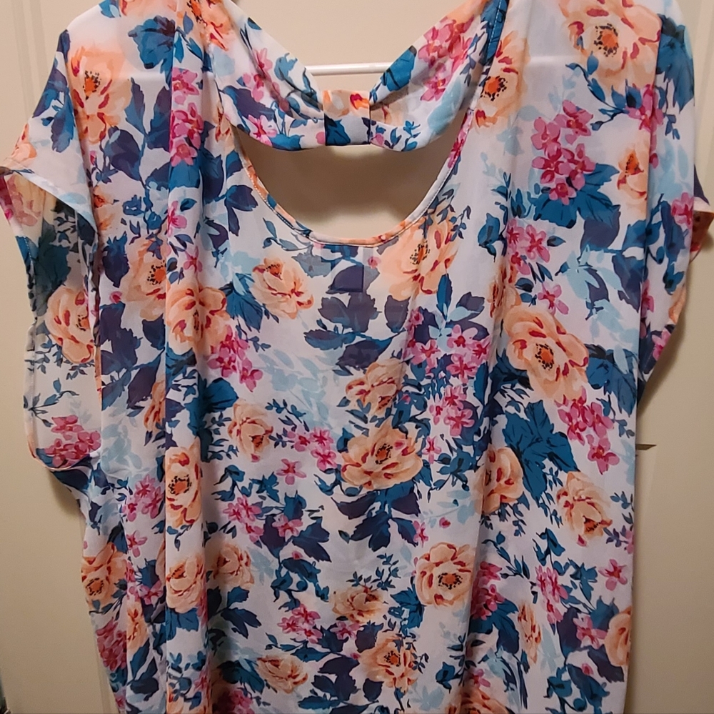 Torrid sheer, floral top